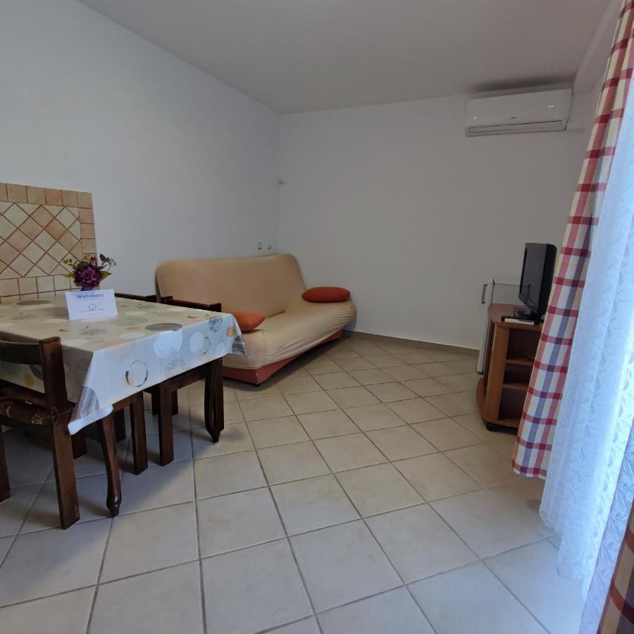 Apartmani Olivera 2 Supetarska Draga Exterior foto