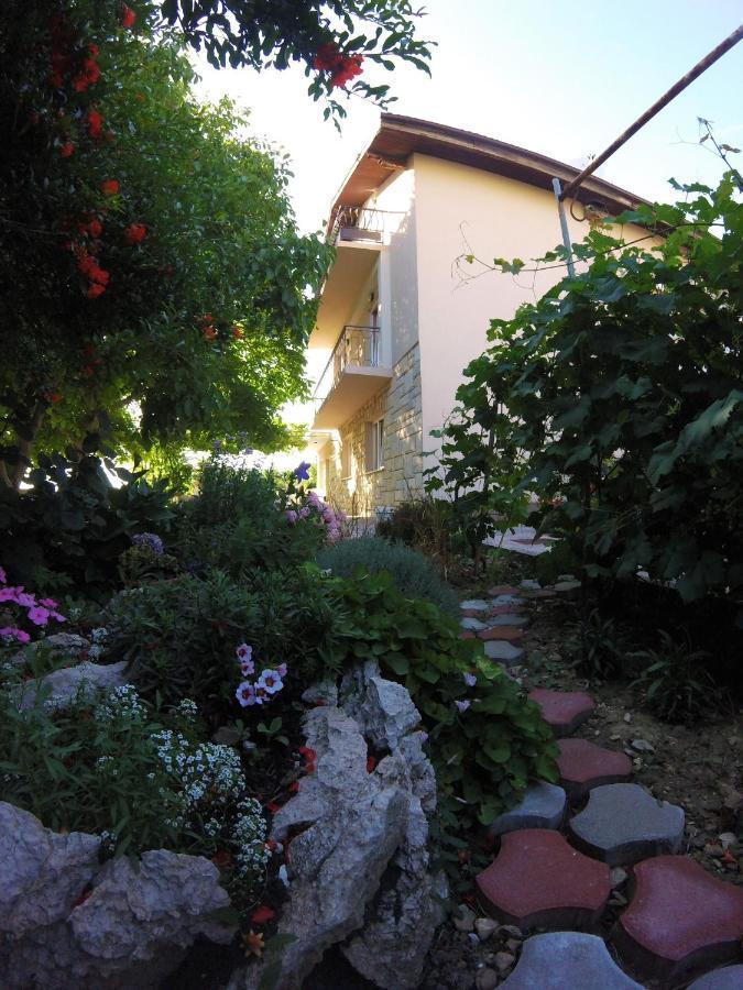 Apartmani Olivera 2 Supetarska Draga Exterior foto
