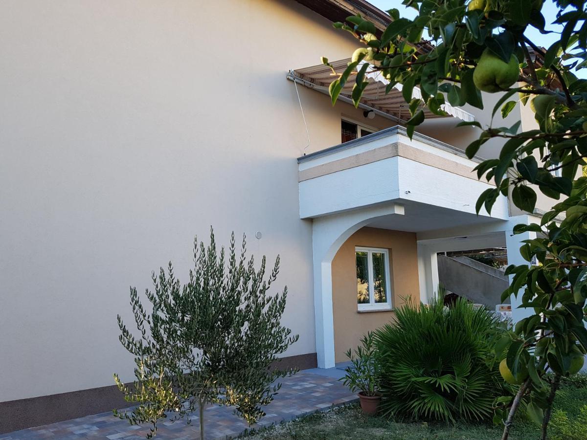 Apartmani Olivera 2 Supetarska Draga Exterior foto